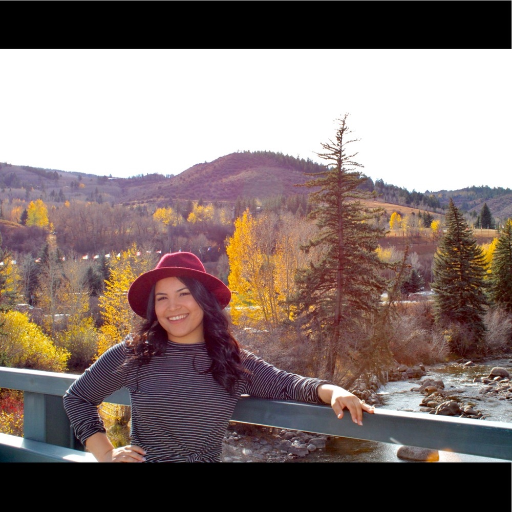 Meet your Posher, Jazmine